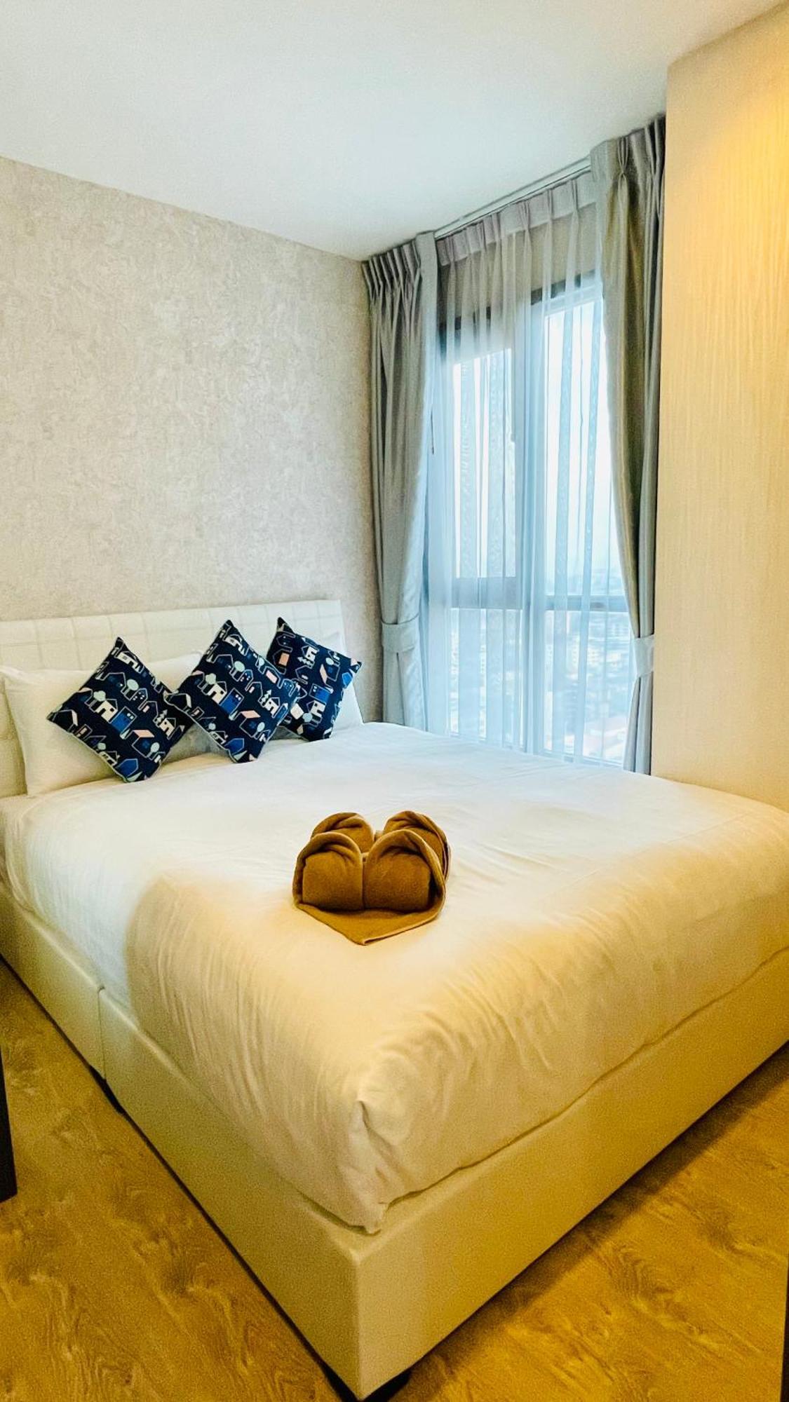 The Base 2 Bed 2 Bath By Pupu דירה