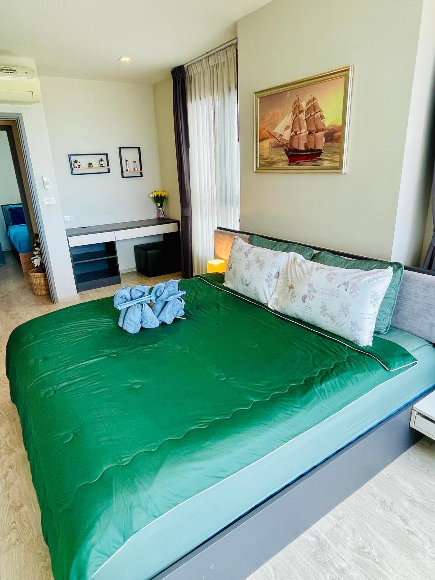The Base 2 Bed 2 Bath By Pupu דירה